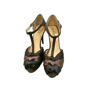 Unisa Mary Jane Peeptoe Heels in Size 7M, Pre-Owned